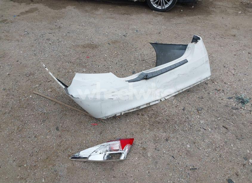 Photo 12 of 2016 Toyota Camry LE (VIN 4T4BF1FK8GR536124)