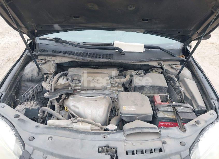 Photo 10 of 2016 Toyota Camry LE (VIN 4T4BF1FK8GR536768)