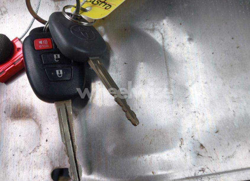 Photo 11 of 2016 Toyota Camry LE (VIN 4T4BF1FK8GR536768)