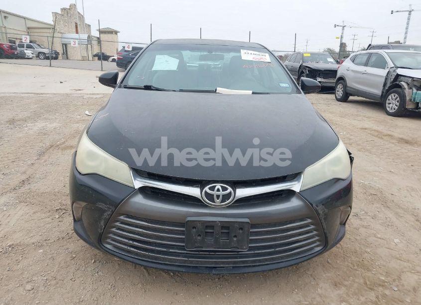 Photo 12 of 2016 Toyota Camry LE (VIN 4T4BF1FK8GR536768)