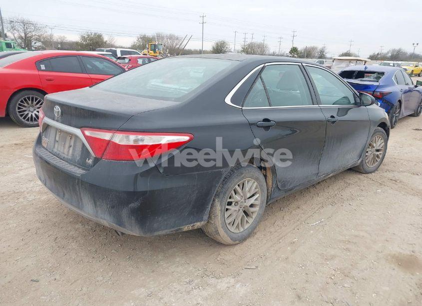 Photo 4 of 2016 Toyota Camry LE (VIN 4T4BF1FK8GR536768)