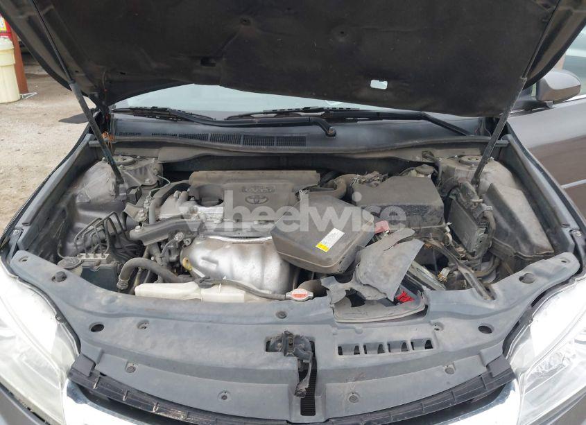 Photo 9 of 2016 Toyota Camry LE (VIN 4T4BF1FK8GR540576)