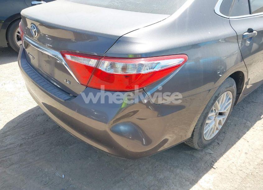 Photo 17 of 2016 Toyota Camry LE (VIN 4T4BF1FK8GR541808)