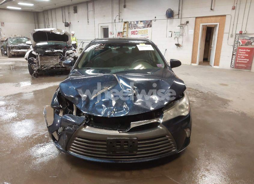 Photo 12 of 2016 Toyota Camry LE (VIN 4T4BF1FK8GR542246)