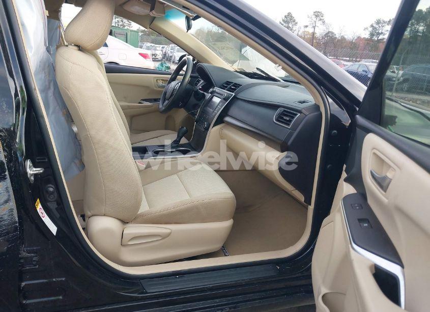 Photo 5 of 2016 Toyota Camry LE (VIN 4T4BF1FK8GR547771)