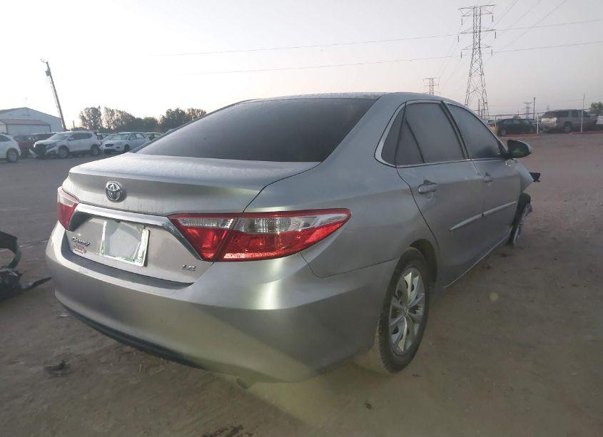 Photo 4 of 2016 Toyota Camry LE (VIN 4T4BF1FK8GR572153)