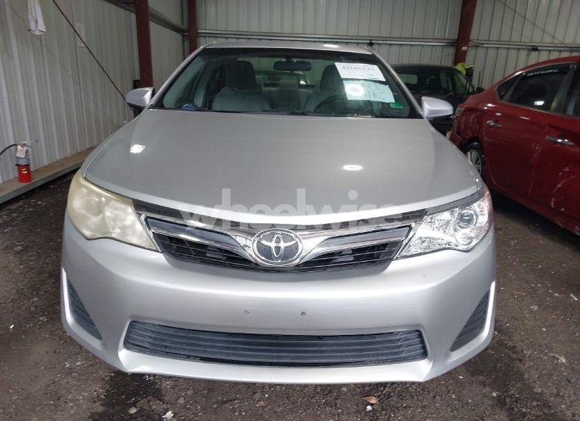 Photo 12 of 2012 Toyota Camry LE (VIN 4T4BF1FK9CR170541)