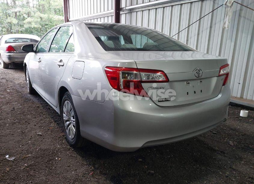 Photo 3 of 2012 Toyota Camry LE (VIN 4T4BF1FK9CR170541)