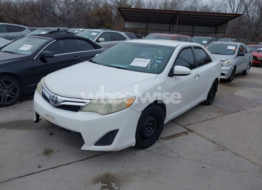 Photo 2 of 2012 Toyota Camry LE (VIN 4T4BF1FK9CR195374)