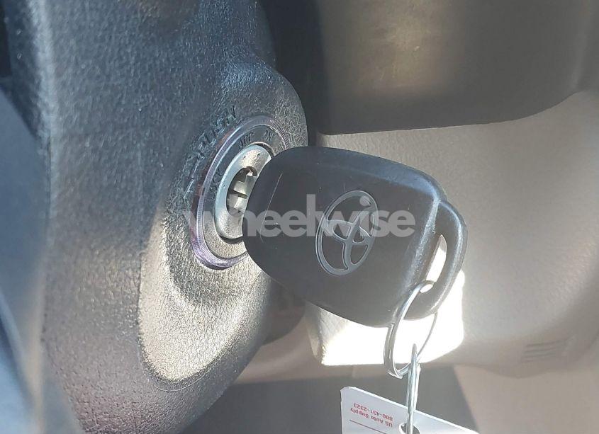 Photo 11 of 2012 Toyota Camry LE (VIN 4T4BF1FK9CR209354)