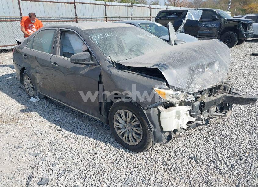 2012 Toyota Camry LE (VIN 4T4BF1FK9CR214957) main photo