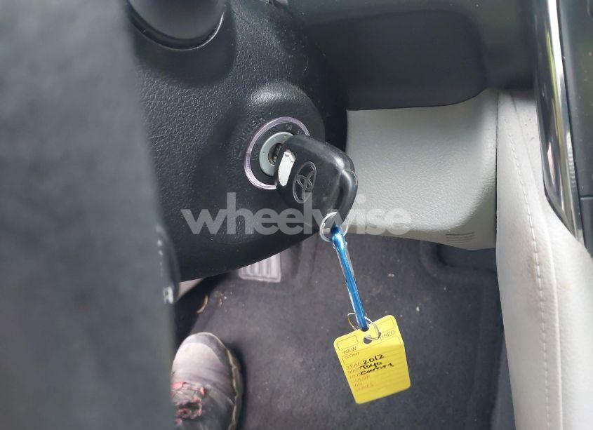 Photo 11 of 2012 Toyota Camry LE (VIN 4T4BF1FK9CR248929)