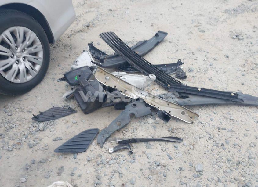 Photo 12 of 2012 Toyota Camry LE (VIN 4T4BF1FK9CR248929)