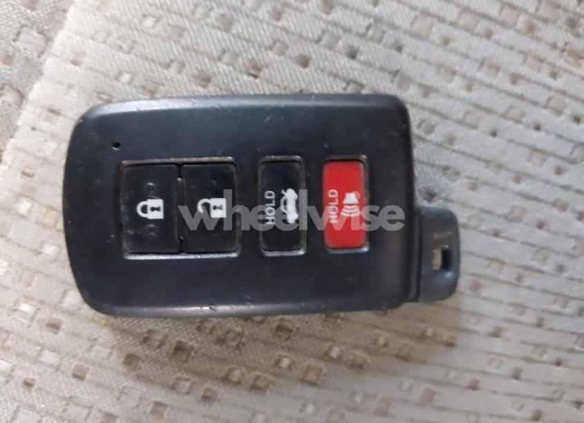 Photo 11 of 2012 Toyota Camry XLE (VIN 4T4BF1FK9CR251376)