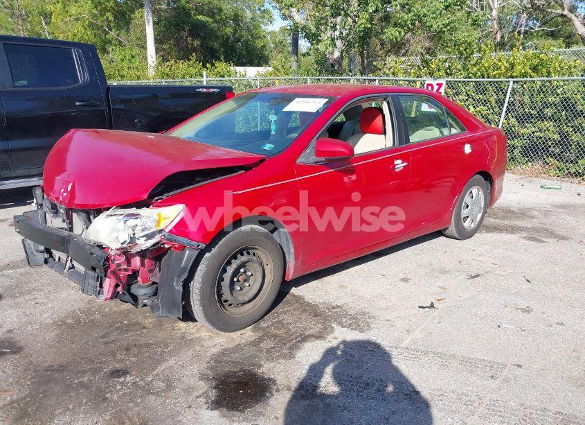 Photo 2 of 2013 Toyota Camry L (VIN 4T4BF1FK9DR278675)