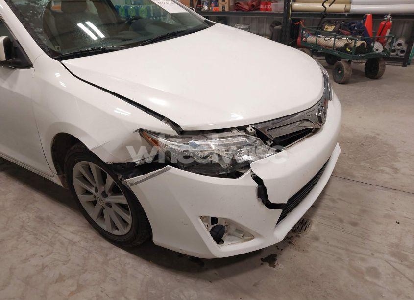 Photo 6 of 2013 Toyota Camry XLE (VIN 4T4BF1FK9DR282970)