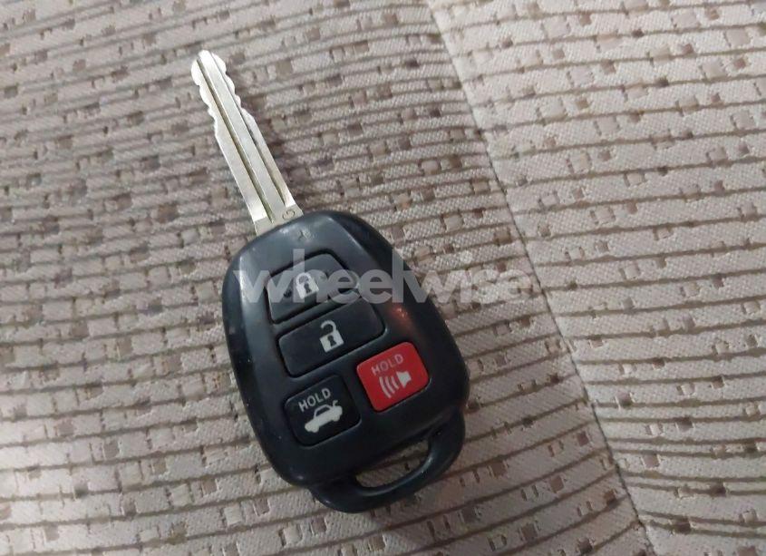 Photo 11 of 2013 Toyota Camry LE (VIN 4T4BF1FK9DR294584)