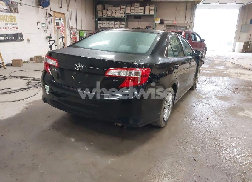 Photo 4 of 2013 Toyota Camry LE (VIN 4T4BF1FK9DR294584)