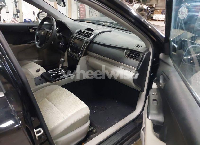 Photo 5 of 2013 Toyota Camry LE (VIN 4T4BF1FK9DR294584)