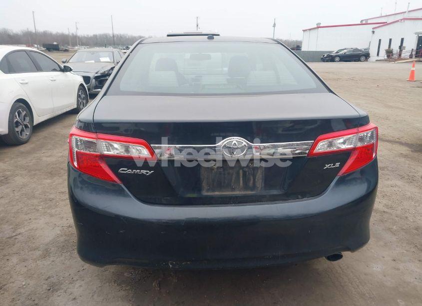 Photo 16 of 2013 Toyota Camry XLE (VIN 4T4BF1FK9DR305079)