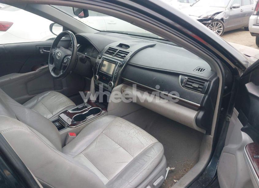 Photo 5 of 2013 Toyota Camry XLE (VIN 4T4BF1FK9DR305079)