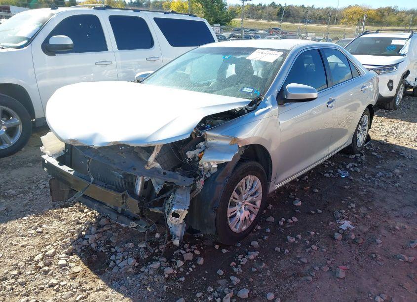 Photo 2 of 2013 Toyota Camry LE (VIN 4T4BF1FK9DR306331)