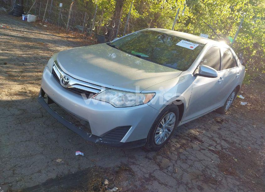 Photo 2 of 2013 Toyota Camry LE (VIN 4T4BF1FK9DR317734)