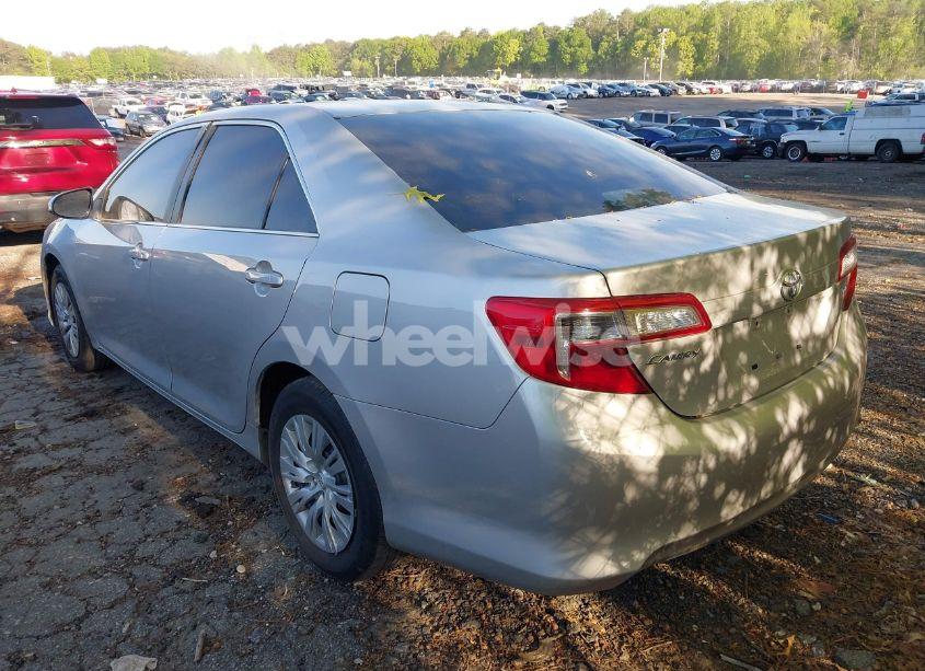 Photo 3 of 2013 Toyota Camry LE (VIN 4T4BF1FK9DR317734)