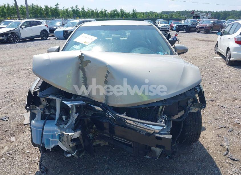 Photo 12 of 2014 Toyota Camry LE (VIN 4T4BF1FK9ER343848)