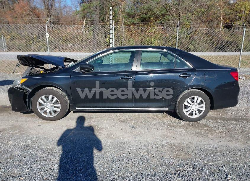 Photo 14 of 2014 Toyota Camry LE (VIN 4T4BF1FK9ER355966)