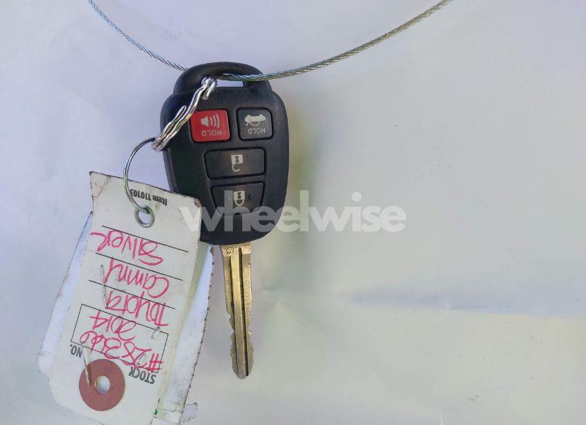 Photo 11 of 2014 Toyota Camry LE (VIN 4T4BF1FK9ER372265)