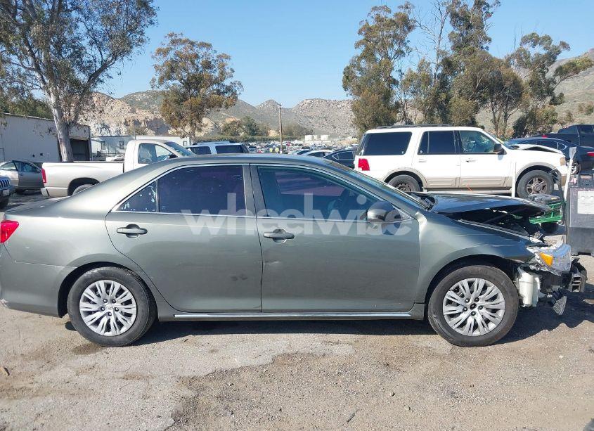 Photo 13 of 2014 Toyota Camry LE (VIN 4T4BF1FK9ER390619)