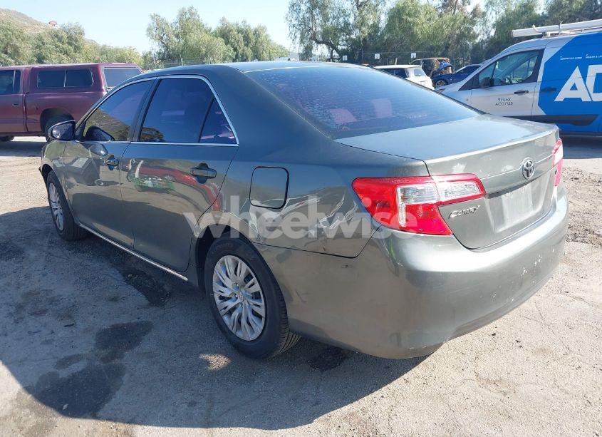 Photo 3 of 2014 Toyota Camry LE (VIN 4T4BF1FK9ER390619)