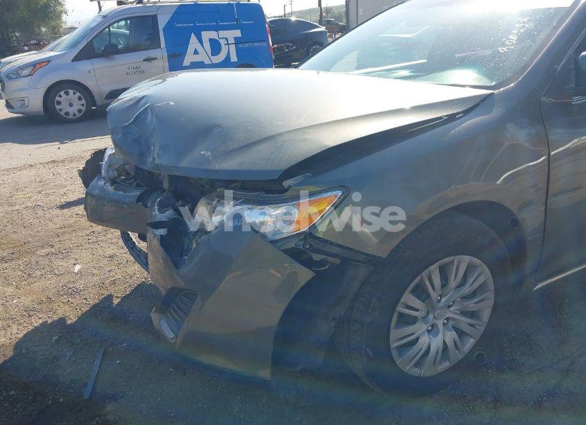 Photo 6 of 2014 Toyota Camry LE (VIN 4T4BF1FK9ER390619)