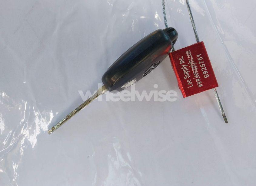 Photo 11 of 2014 Toyota Camry LE (VIN 4T4BF1FK9ER393634)