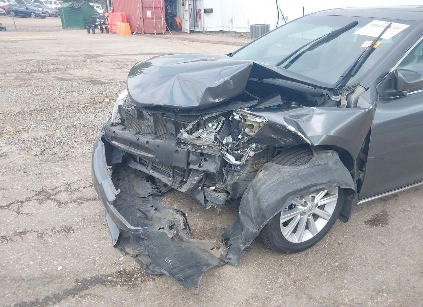 Photo 19 of 2014 Toyota Camry XLE (VIN 4T4BF1FK9ER399112)