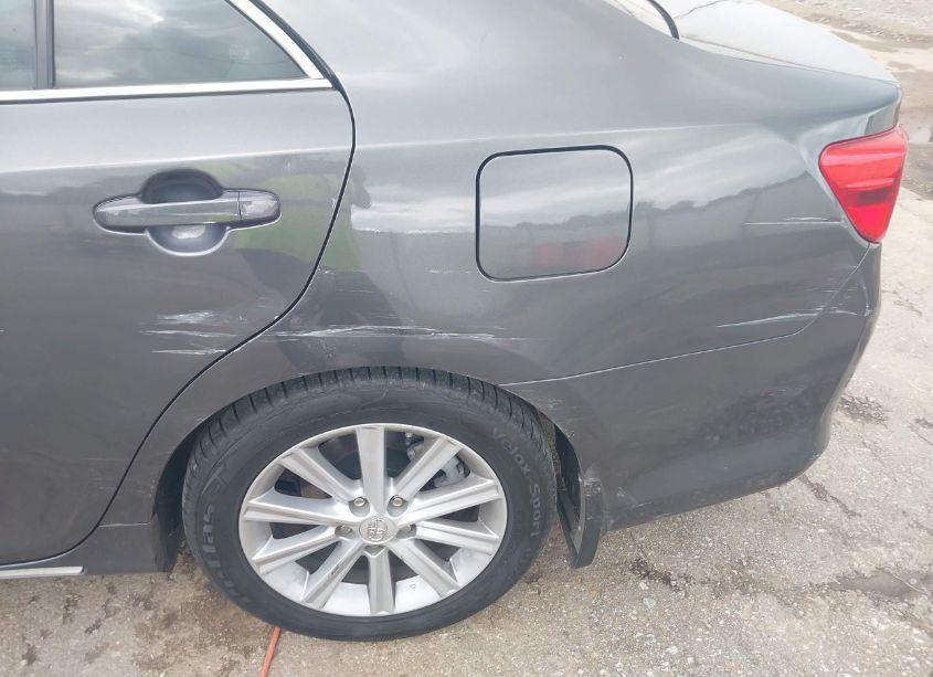 Photo 20 of 2014 Toyota Camry XLE (VIN 4T4BF1FK9ER399112)