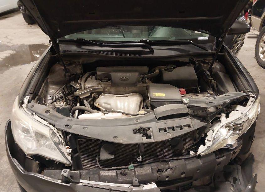 Photo 10 of 2014 Toyota Camry LE (VIN 4T4BF1FK9ER417916)