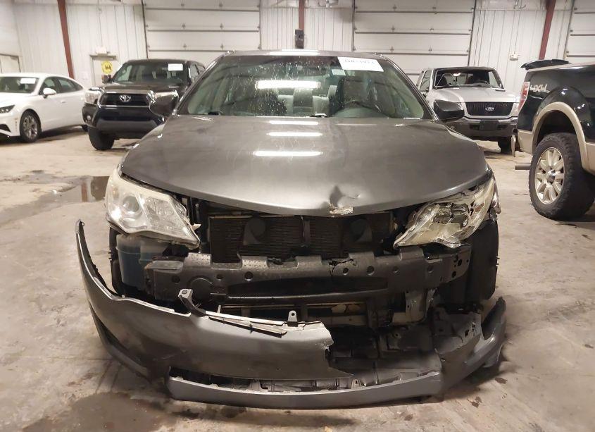 Photo 13 of 2014 Toyota Camry LE (VIN 4T4BF1FK9ER417916)