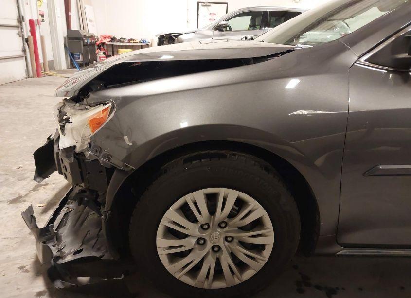 Photo 18 of 2014 Toyota Camry LE (VIN 4T4BF1FK9ER417916)