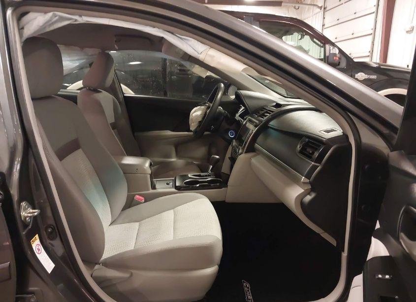 Photo 5 of 2014 Toyota Camry LE (VIN 4T4BF1FK9ER417916)