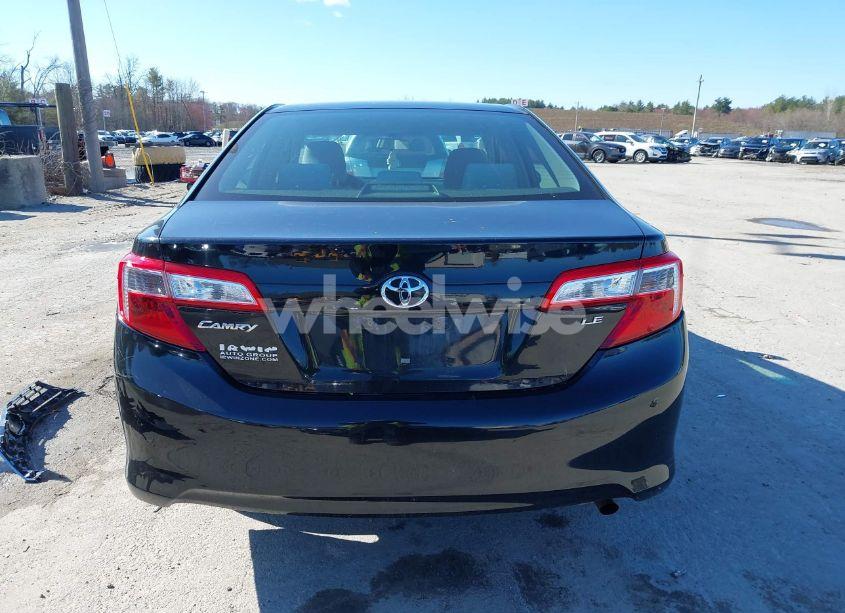 Photo 16 of 2014 Toyota Camry LE (VIN 4T4BF1FK9ER442721)