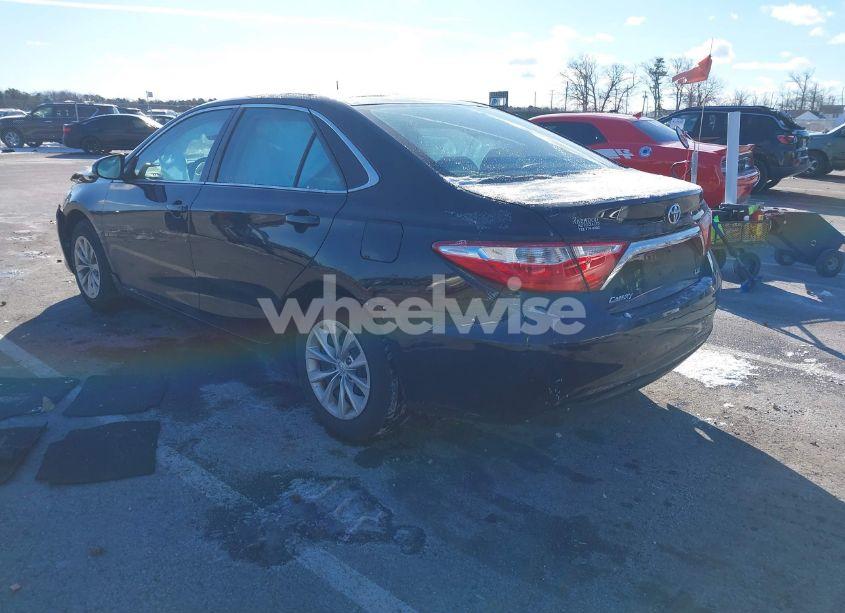 Photo 3 of 2015 Toyota Camry LE (VIN 4T4BF1FK9FR455485)