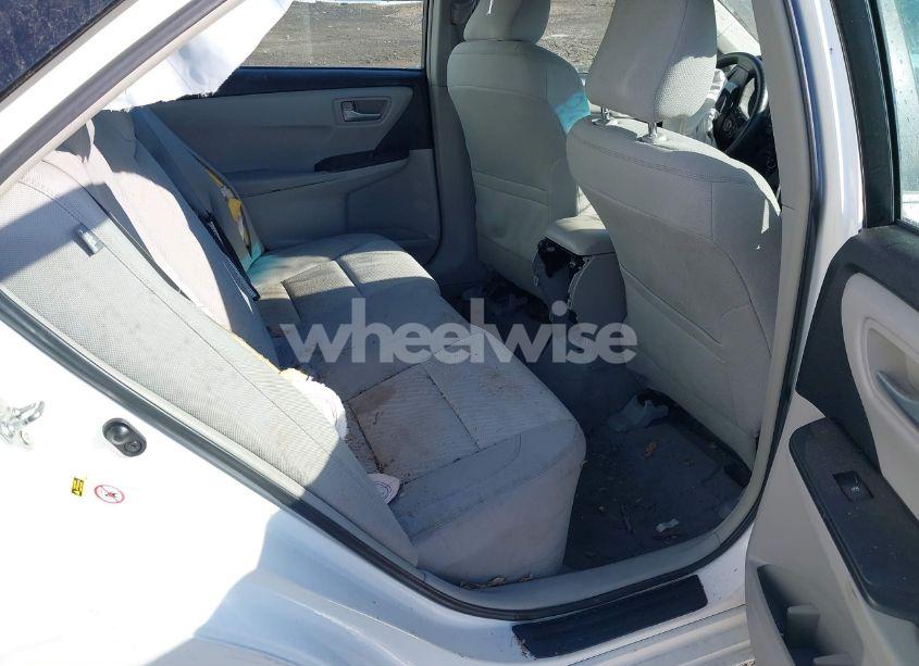 Photo 8 of 2015 Toyota Camry LE (VIN 4T4BF1FK9FR461559)