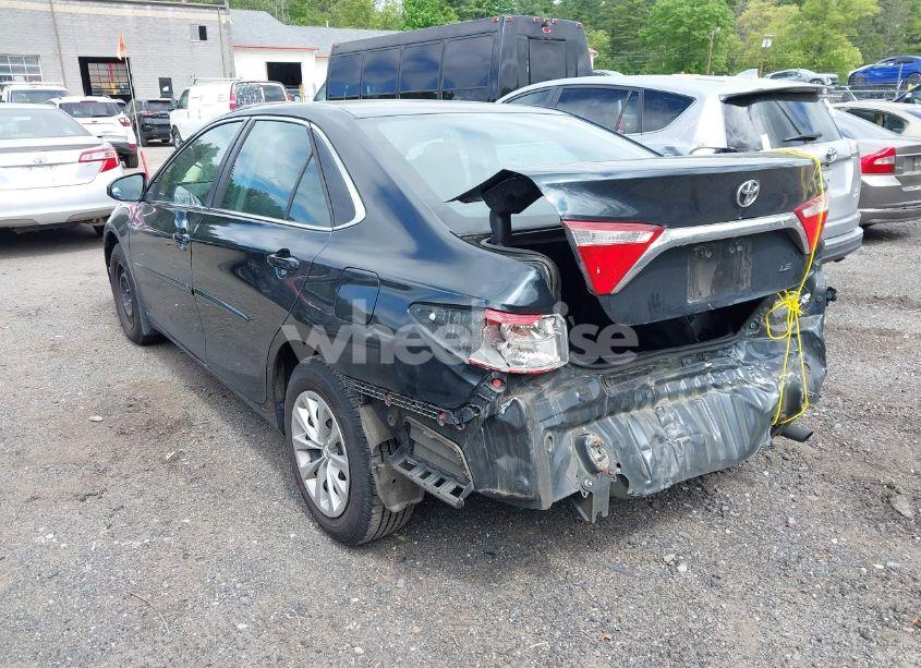 Photo 3 of 2015 Toyota Camry LE (VIN 4T4BF1FK9FR462131)