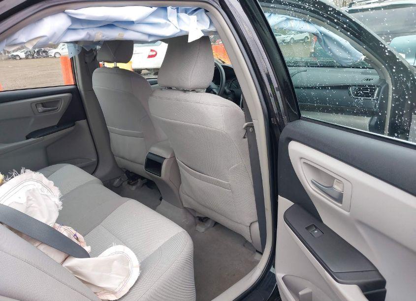 Photo 8 of 2015 Toyota Camry LE (VIN 4T4BF1FK9FR484114)