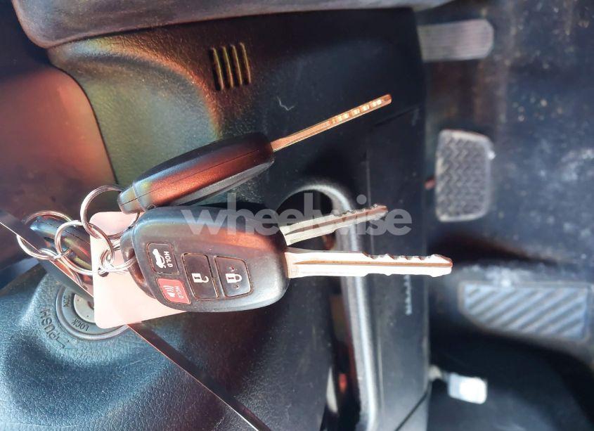 Photo 11 of 2015 Toyota Camry LE (VIN 4T4BF1FK9FR499535)