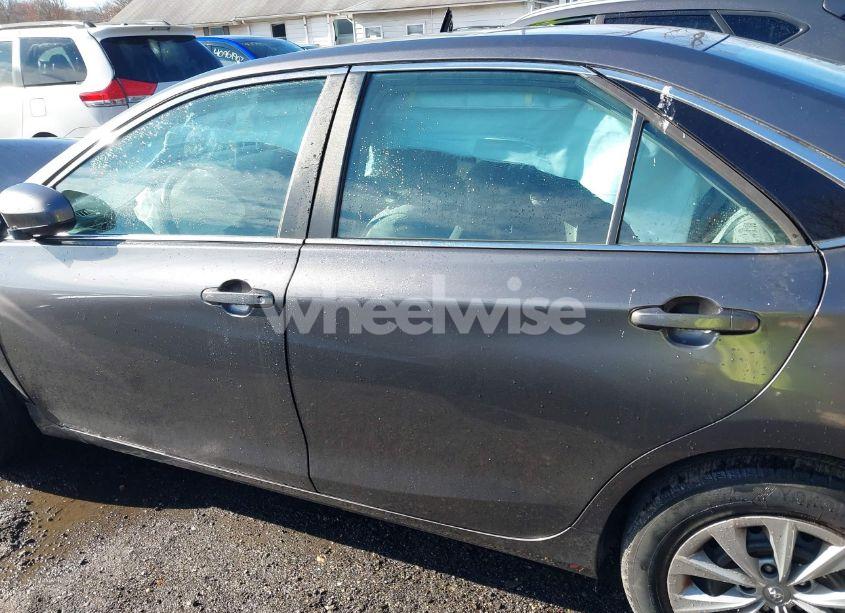 Photo 15 of 2015 Toyota Camry LE (VIN 4T4BF1FK9FR515264)