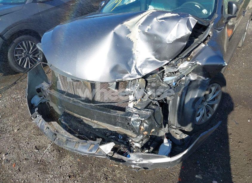 Photo 6 of 2015 Toyota Camry LE (VIN 4T4BF1FK9FR515264)