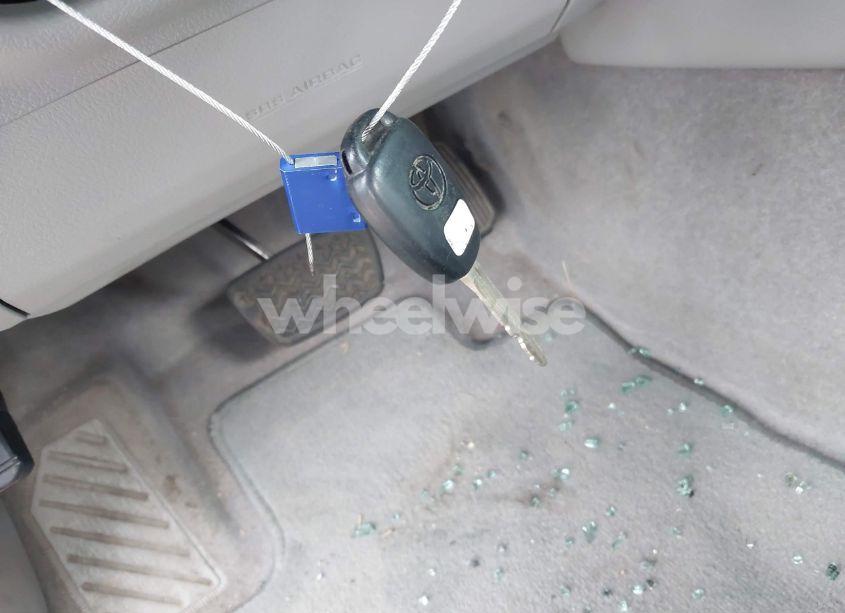 Photo 11 of 2016 Toyota Camry LE (VIN 4T4BF1FK9GR522555)